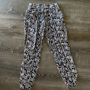 Women’s jogger pants